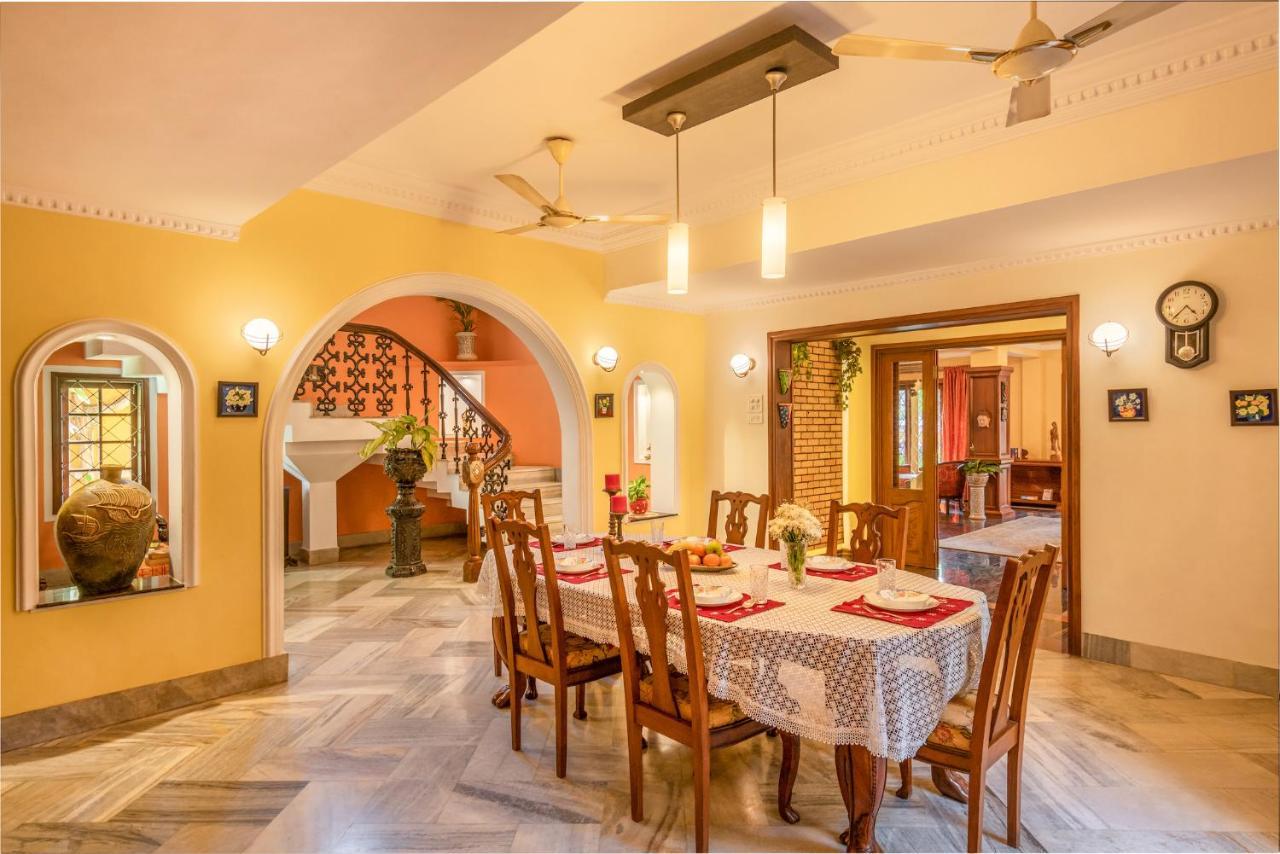 Вилла Casa Amarela - Lux Portuguese 4Bhk In North Goa Альто-Порворим Экстерьер фото